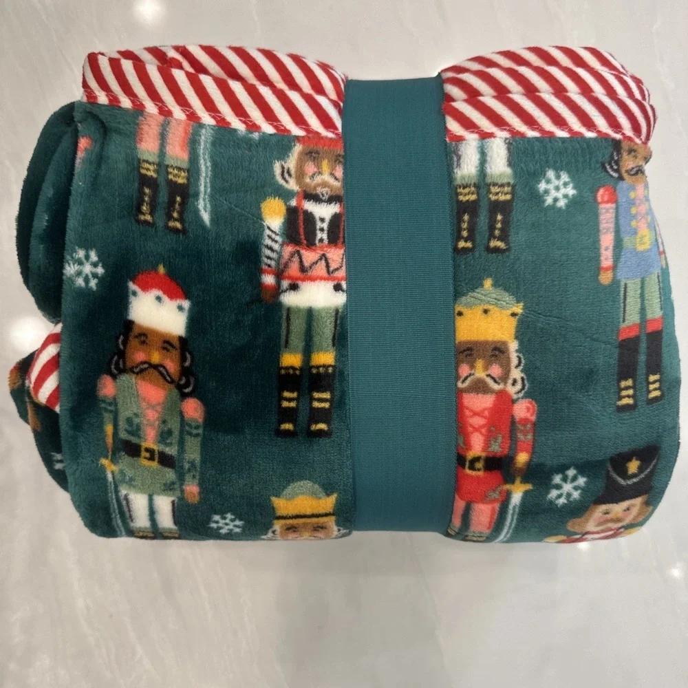 Kringle Express 60x80 Nutcracker Holiday Throw Blanket Printed Border NEW